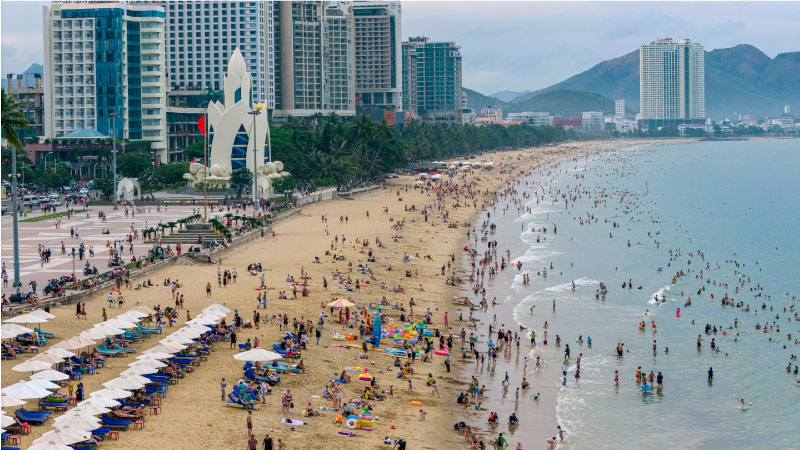 Giải Mã 2 Dòng Khách Du Lịch Quanh Năm Tại Nha Trang